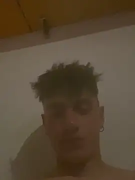 Gibboto online show from April 2026 11:31:02 PM