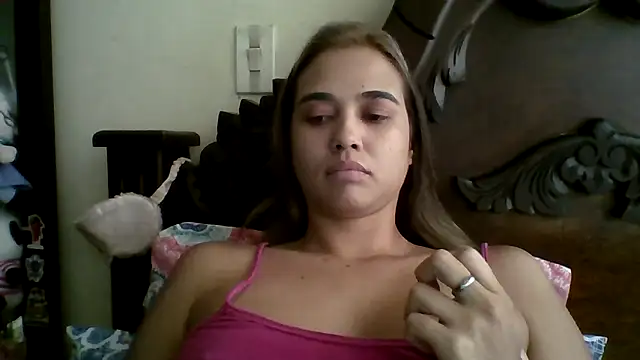 trianabell online show from September 2025 05:46:01 PM