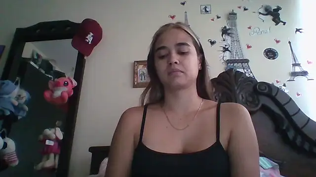 trianabell online show from November 2025 04:40:01 PM