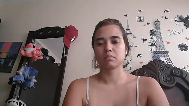 trianabell online show from January 2026 04:33:02 PM