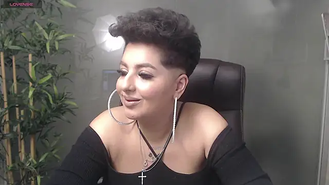 BustyAllyy online show from January 2025 11:07:02 PM