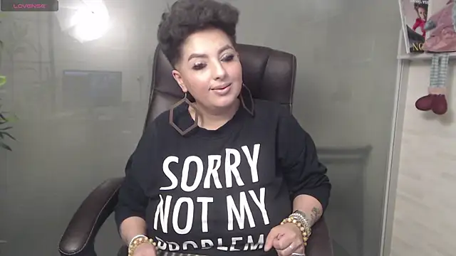 BustyAllyy online show from January 2025 09:22:01 PM