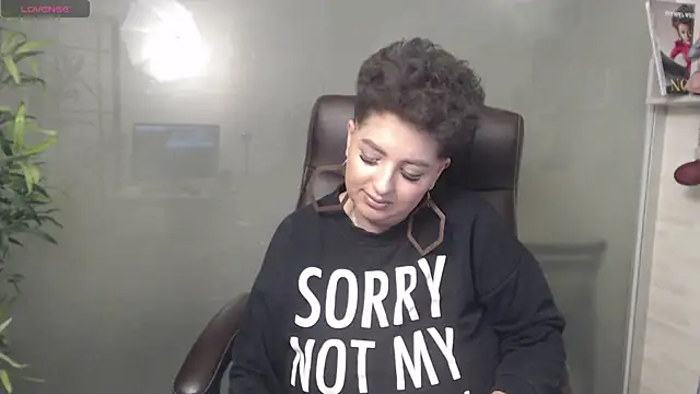 BustyAllyy online show from January 2025 12:24:01 AM