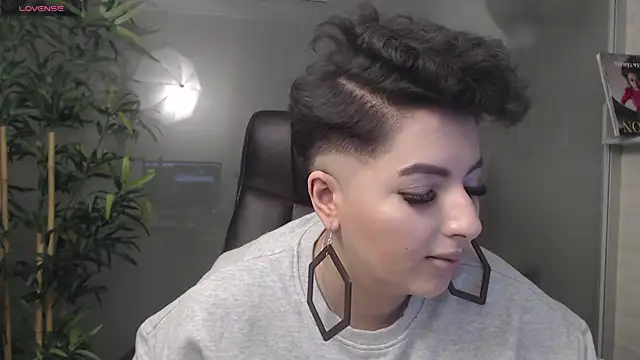 BustyAllyy online show from January 2025 08:26:02 PM