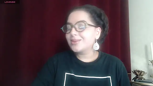 BustyAllyy online show from September 2025 05:35:01 PM