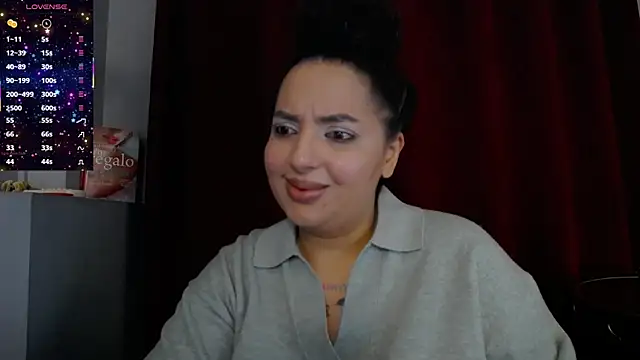 Snapshot of BustyAllyy chatting on November 2025 08:52:01 PM BustyAllyy online show from November 2025 08:52:01 PM
