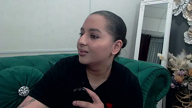 Snapshot of BustyAllyy chatting on March 2026 08:39:01 PM BustyAllyy online show from March 2026 08:39:01 PM