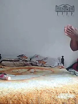 Chatlitos4879 online show from March 2026 10:33:02 AM