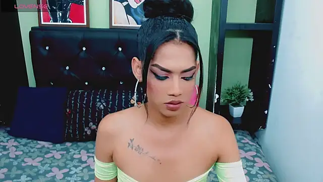 Snapshot of Amanda_bigx chatting on January 2025 04:37:01 AM Amanda bigx online show from January 2025 04:37:01 AM