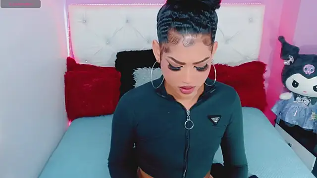 Snapshot of Amanda_bigx chatting on October 2025 06:05:01 AM Amanda bigx online show from October 2025 06:05:01 AM