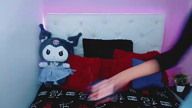 Snapshot of Amanda_bigx chatting on October 2025 05:42:02 AM Amanda bigx online show from October 2025 05:42:02 AM