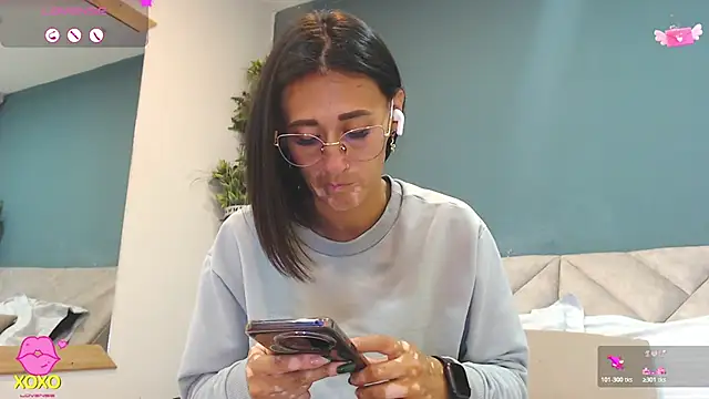 SharisWillian online show from April 2026 03:41:01 AM