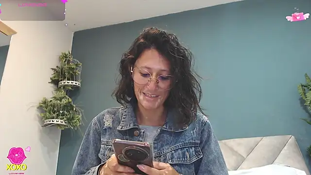 SharisWillian online show from May 2026 03:57:02 AM