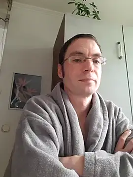 Snapshot of Schnubby1 chatting on January 2025 12:05:02 PM Schnubby1 online show from January 2025 12:05:02 PM