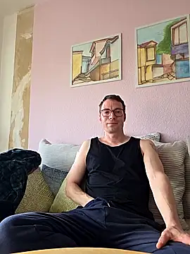 Schnubby1 online show from March 2026 02:54:02 PM