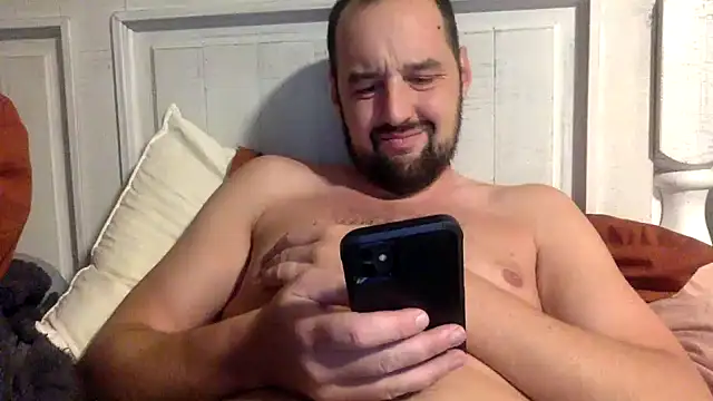 Snapshot of Kink_Master_Daddy chatting on October 2025 03:47:02 AM Kink Master Daddy online show from October 2025 03:47:02 AM