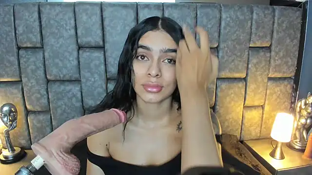 Snapshot of Foxy_Assh_ chatting on February 2025 11:38:02 AM Foxy Assh online show from February 2025 11:38:02 AM