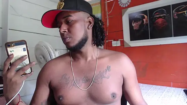 Snapshot of gavi_19cm chatting on December 2024 05:48:01 PM gavi 19cm online show from December 2024 05:48:01 PM