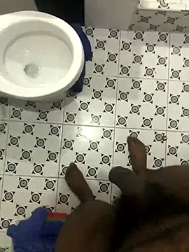 Snapshot of gavi_19cm chatting on September 2025 12:39:01 PM gavi 19cm online show from September 2025 12:39:01 PM