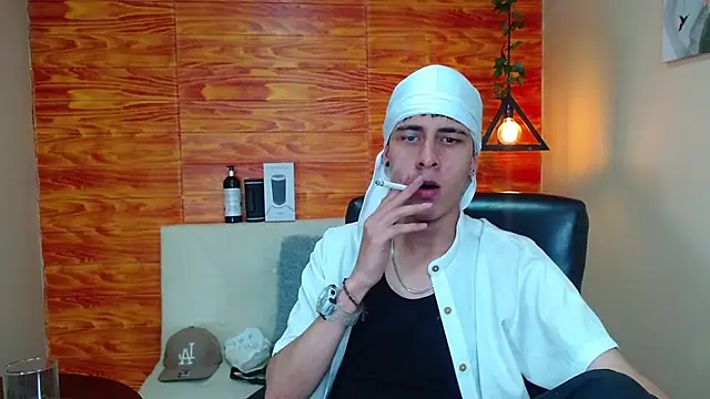 Bastiaan 28 online show from January 2025 04:04:02 AM