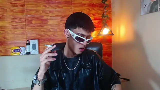 Bastiaan 28 online show from February 2025 03:07:01 AM