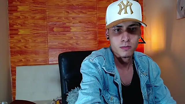 Bastiaan 28 online show from February 2025 09:17:02 AM