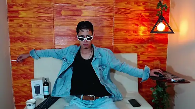 Bastiaan 28 online show from March 2025 05:33:02 AM