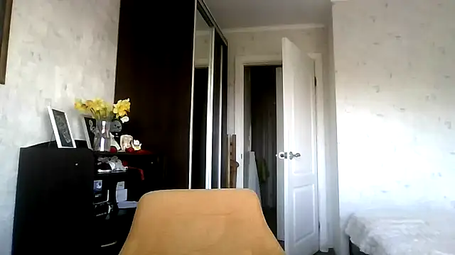 AngelinaLove28 online show from April 2026 06:47:01 AM