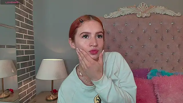 AdelaineBest online show from September 2025 04:38:01 AM