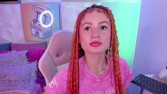 AdelaineBest online show from January 2026 05:28:02 PM