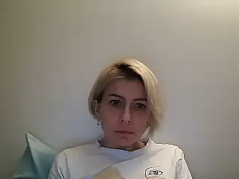 Snapshot of anechka1 chatting on January 2025 02:38:02 AM anechka1 online show from January 2025 02:38:02 AM