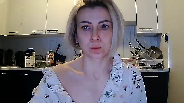 Snapshot of anechka1 chatting on February 2025 12:03:02 PM anechka1 online show from February 2025 12:03:02 PM