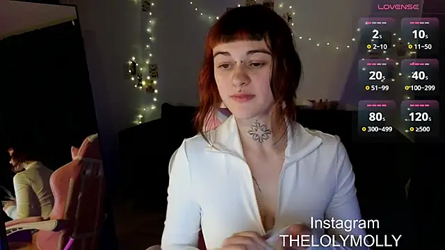 Snapshot of LolyMolli chatting on March 2025 02:12:02 PM LolyMolli online show from March 2025 02:12:02 PM