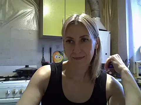 AshleyXHoney online show from September 2025 03:00:02 PM