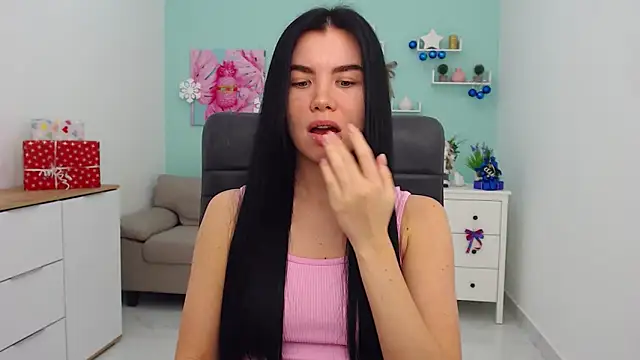 MadisonGomes online show from January 2025 05:41:01 AM