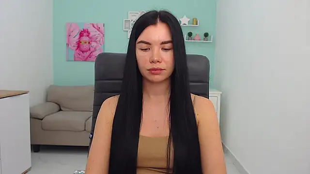 MadisonGomes online show from January 2025 12:18:01 PM