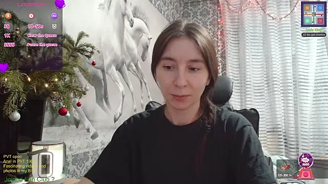 Snapshot of Wowpornoo chatting on December 2024 02:17:02 PM Wowpornoo online show from December 2024 02:17:02 PM