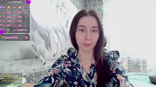 Snapshot of Wowpornoo chatting on February 2025 09:27:01 AM Wowpornoo online show from February 2025 09:27:01 AM