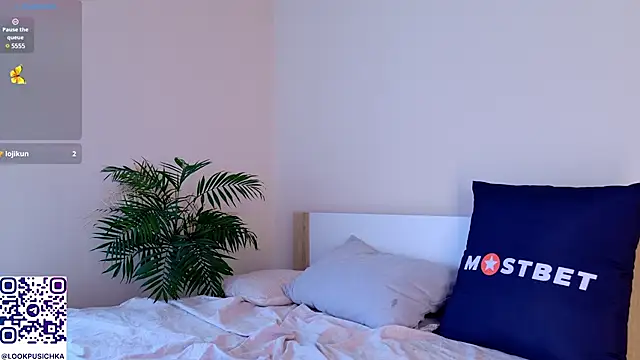 pusichka online show from December 2024 10:25:01 AM