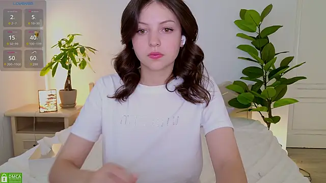 pusichka online show from September 2025 07:21:02 AM