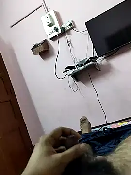 Snapshot of Manboobs178 chatting on February 2025 07:07:01 PM Manboobs178 online show from February 2025 07:07:01 PM