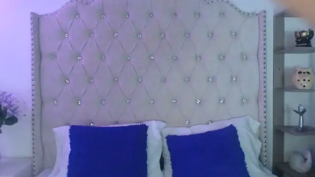Abril Squirt online show from May 2026 01:03:02 AM