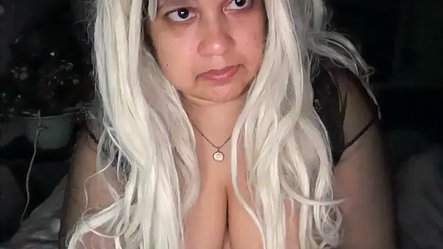 Snapshot of MelanieFawker chatting on September 2025 12:06:01 PM MelanieFawker online show from September 2025 12:06:01 PM