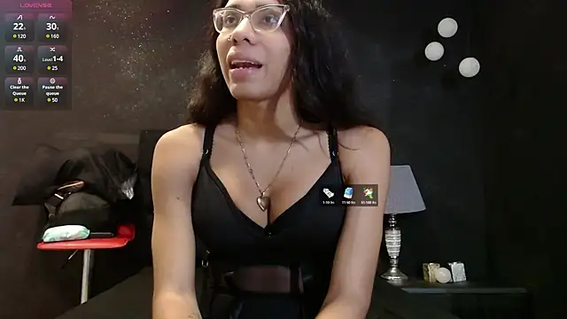 Snapshot of EmilyGomezLS chatting on March 2025 11:30:02 AM EmilyGomezLS online show from March 2025 11:30:02 AM