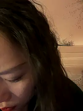 Eliza-E online show from January 2026 02:08:02 PM