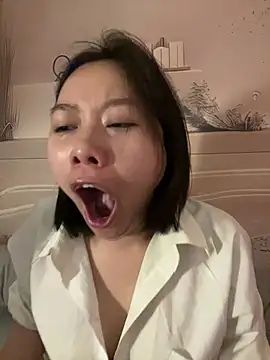 Eliza-E online show from February 2026 12:29:01 AM