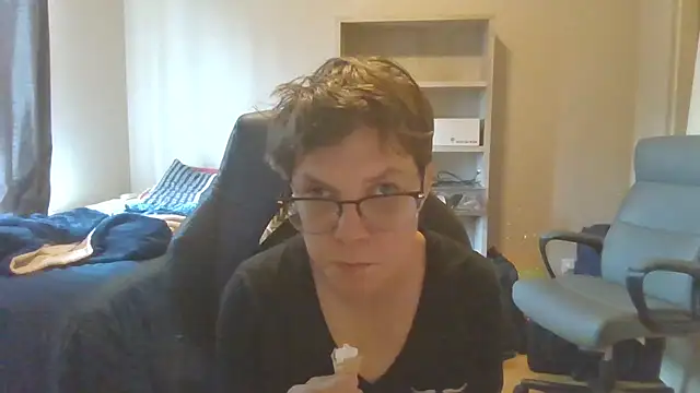 KaliSnow199623 online show from September 2025 08:20:02 PM