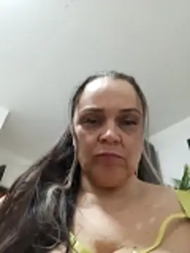 hugebobbs online show from May 2026 09:50:02 AM