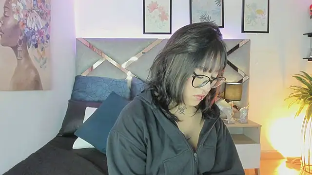 sofi bakerr online show from May 2026 11:40:01 AM