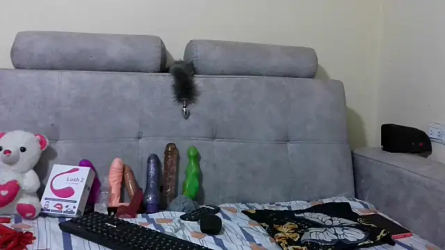 PenelopeHot 91 online show from March 2025 07:17:01 PM